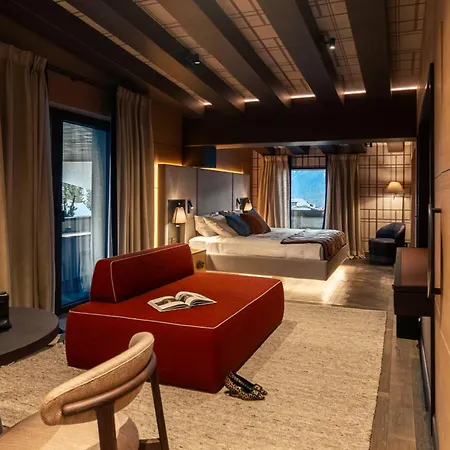 Eight Cortina Hotel Cortina d'Ampezzo Exterior photo